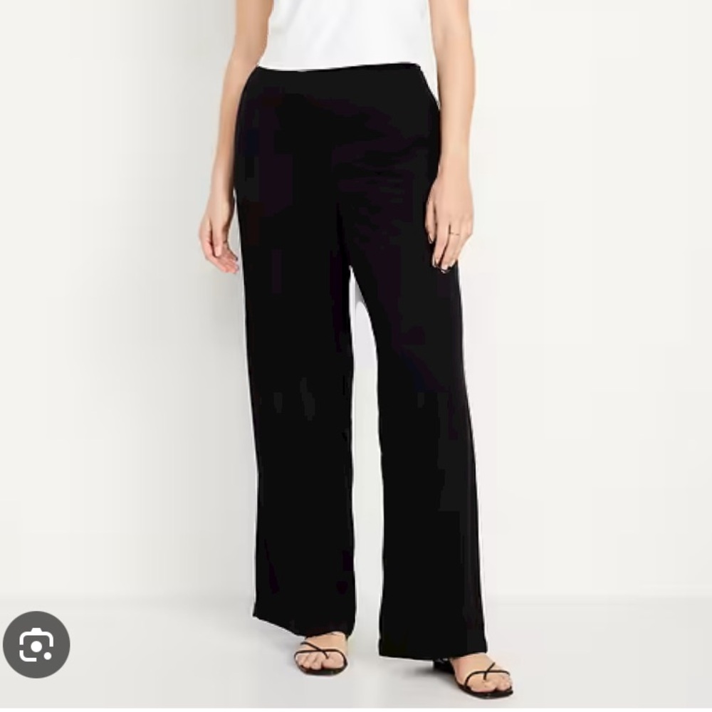 Old Navy Playa Wide Leg black petite pants